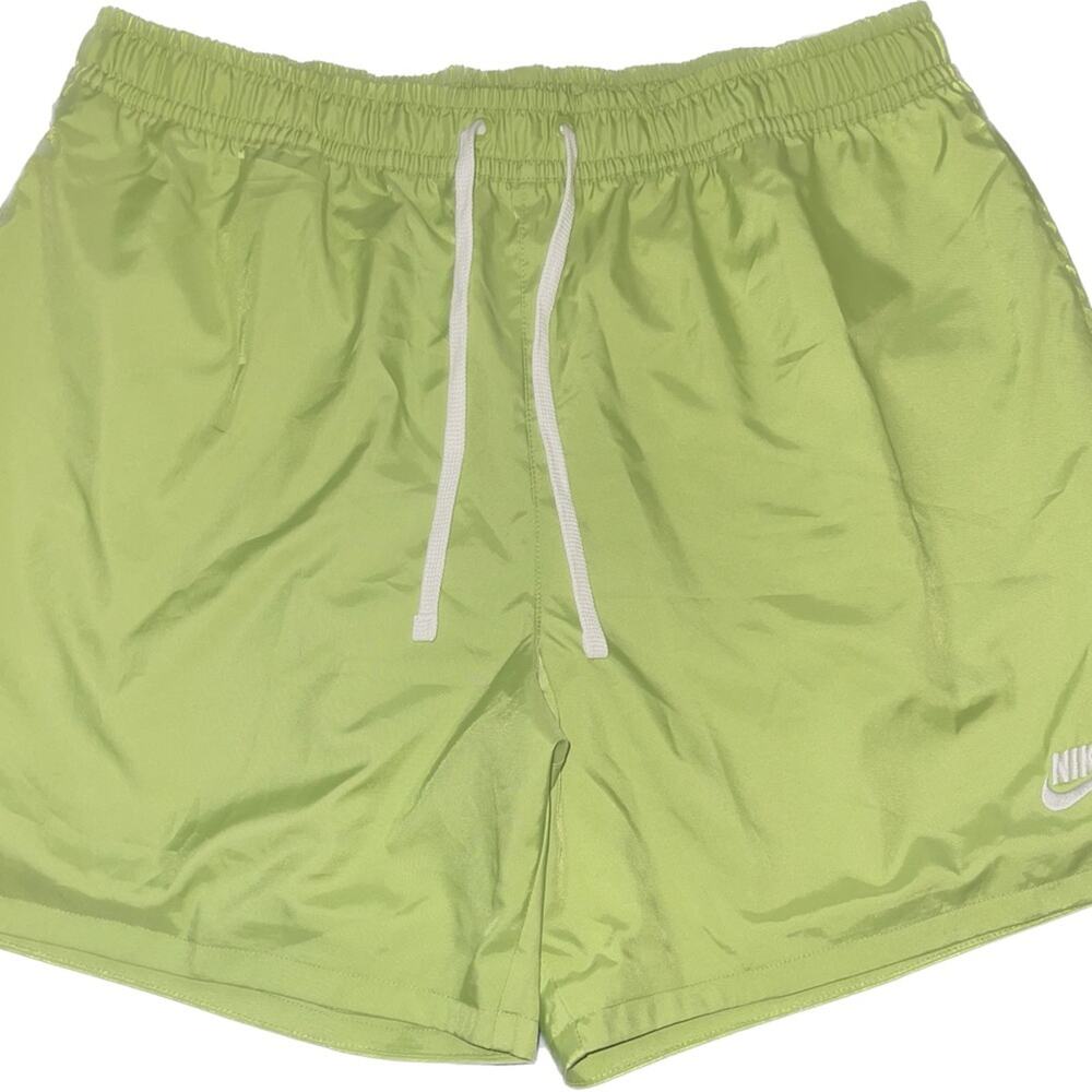 Nike Sportswear Sport EssentialsMen's Woven Lined Flow Shorts